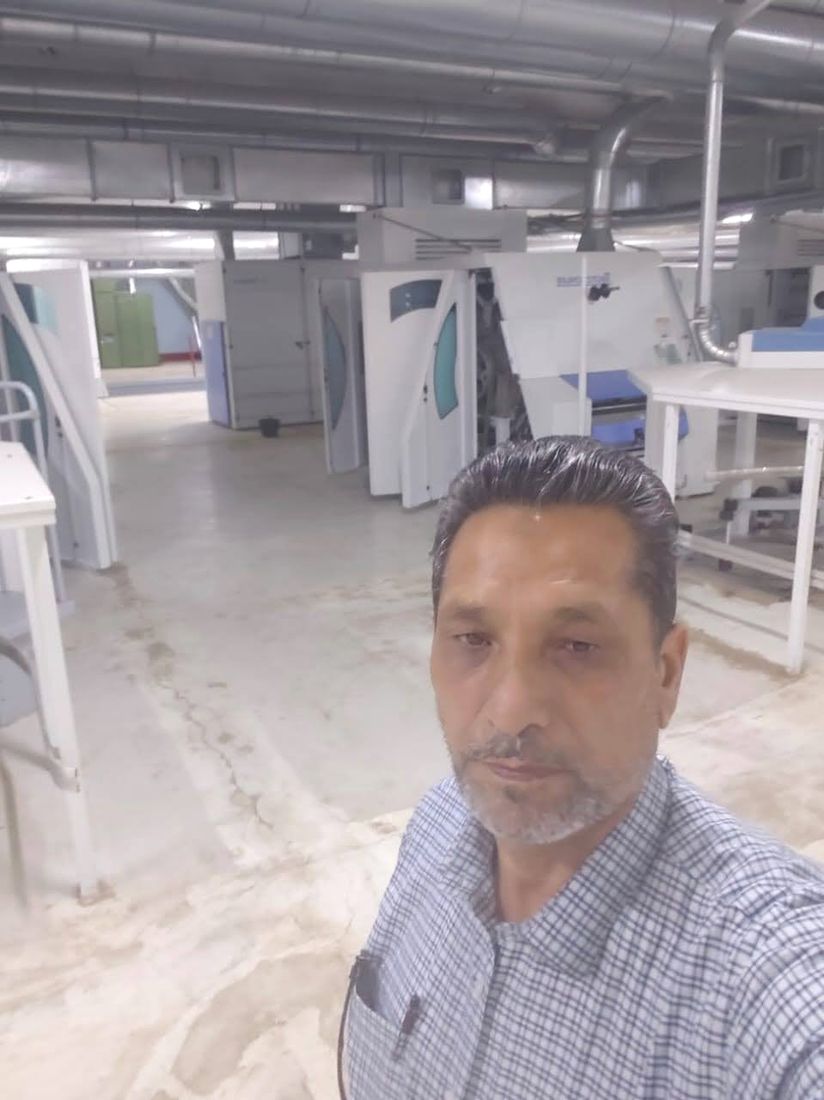 On a modern spinning floor